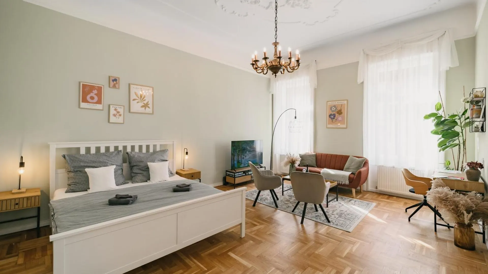 Grand Budapest Residence 公寓
