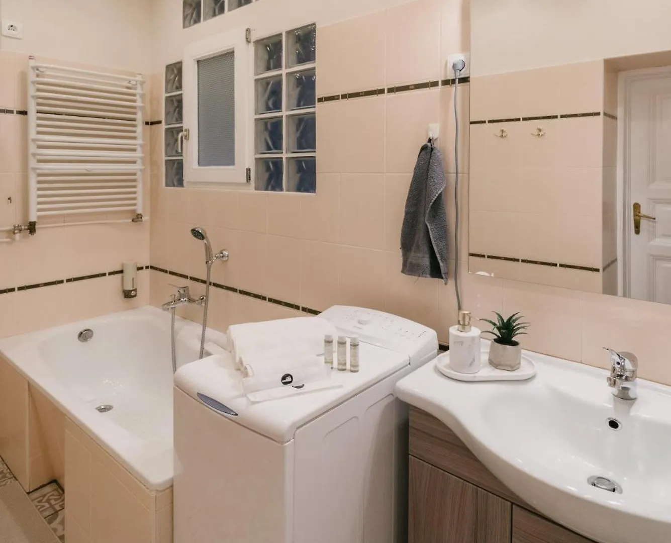 Grand Budapest Residence 0*,  Hongarije